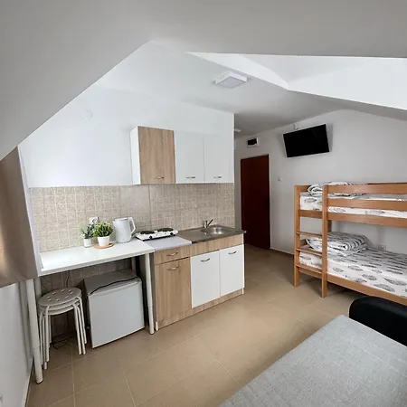 Apartman Aurora , 50m Od Gondole *